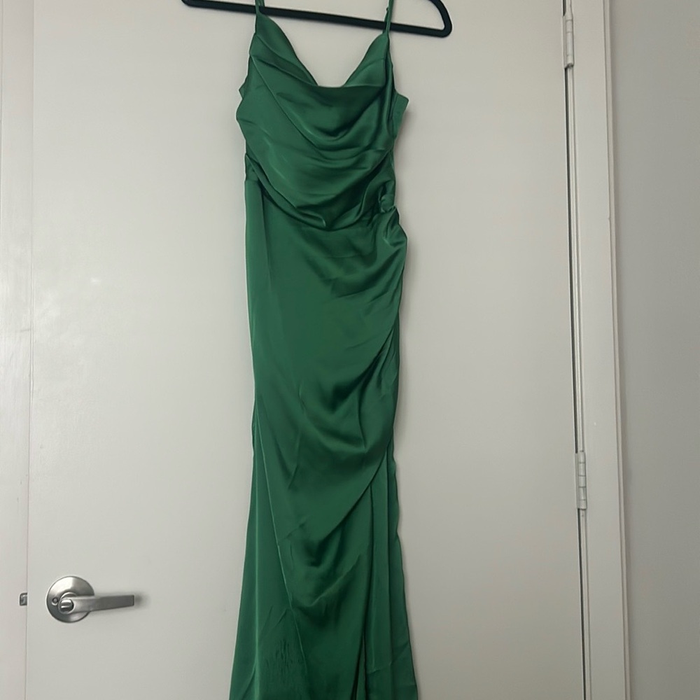 Elegant Green Evening Gown